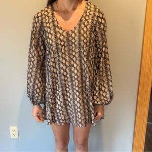 Show Me Your Mumu V-Neck Tunic - Black and Cream animal print